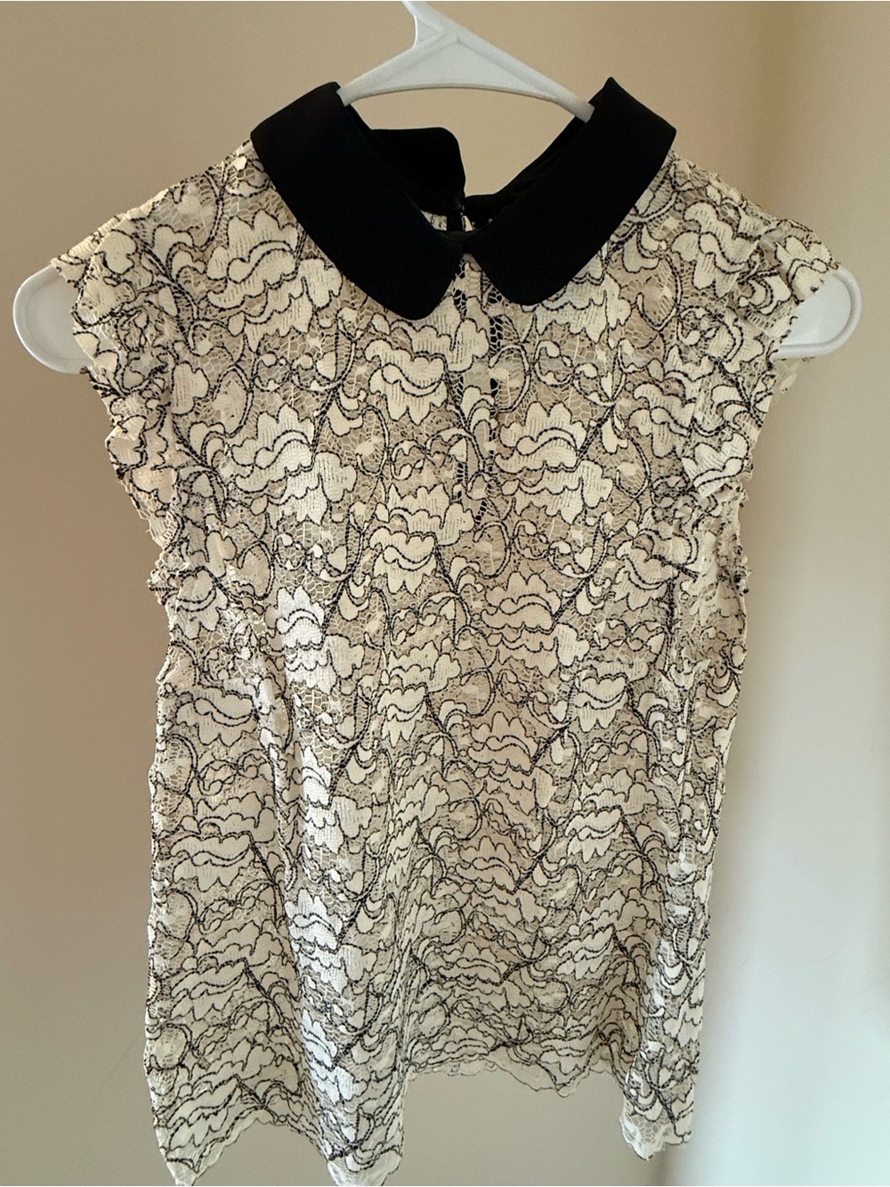 Zara Black and White Lace Sleeveless Top with Collar